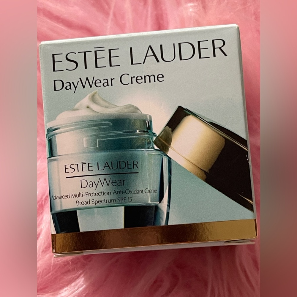 Estēe Lauder